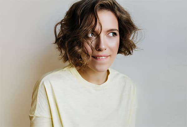 La coupe de cheveux britpop bob